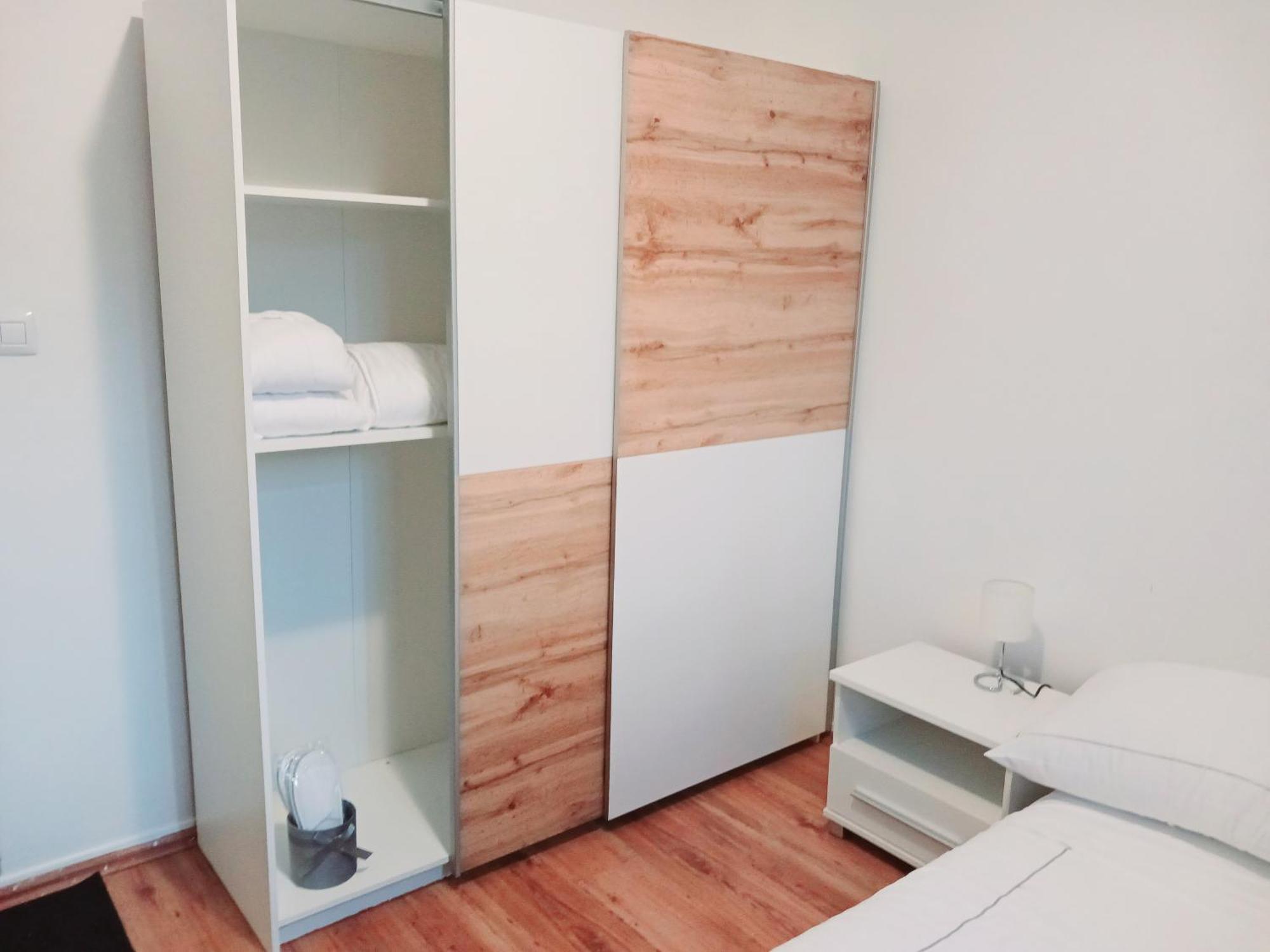 Familyhouse Apartment Pula Ngoại thất bức ảnh